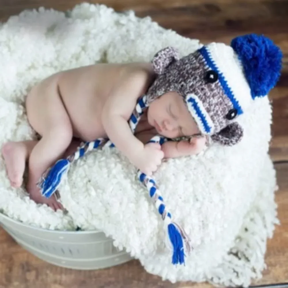 Daisy Baby Unisex Beanie Hat Clarence Sock Monkey Photography 12-24 months NWT